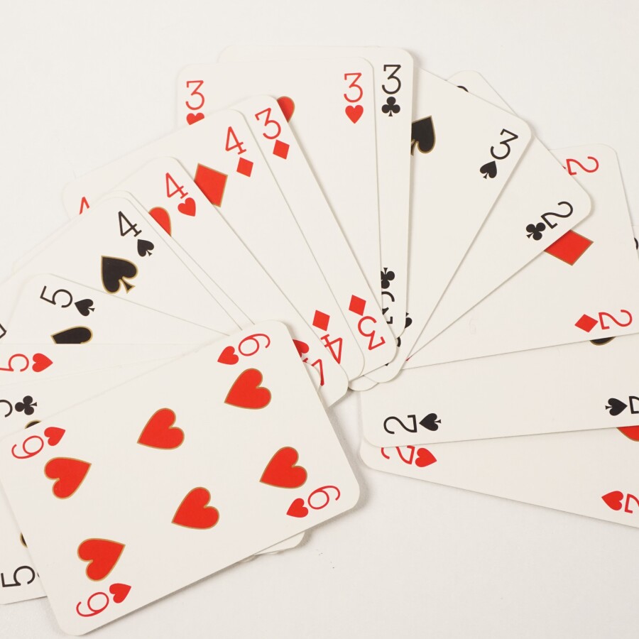 CARTIER Ensemble de deux jeux de cartes, présentés dans leur coffret d